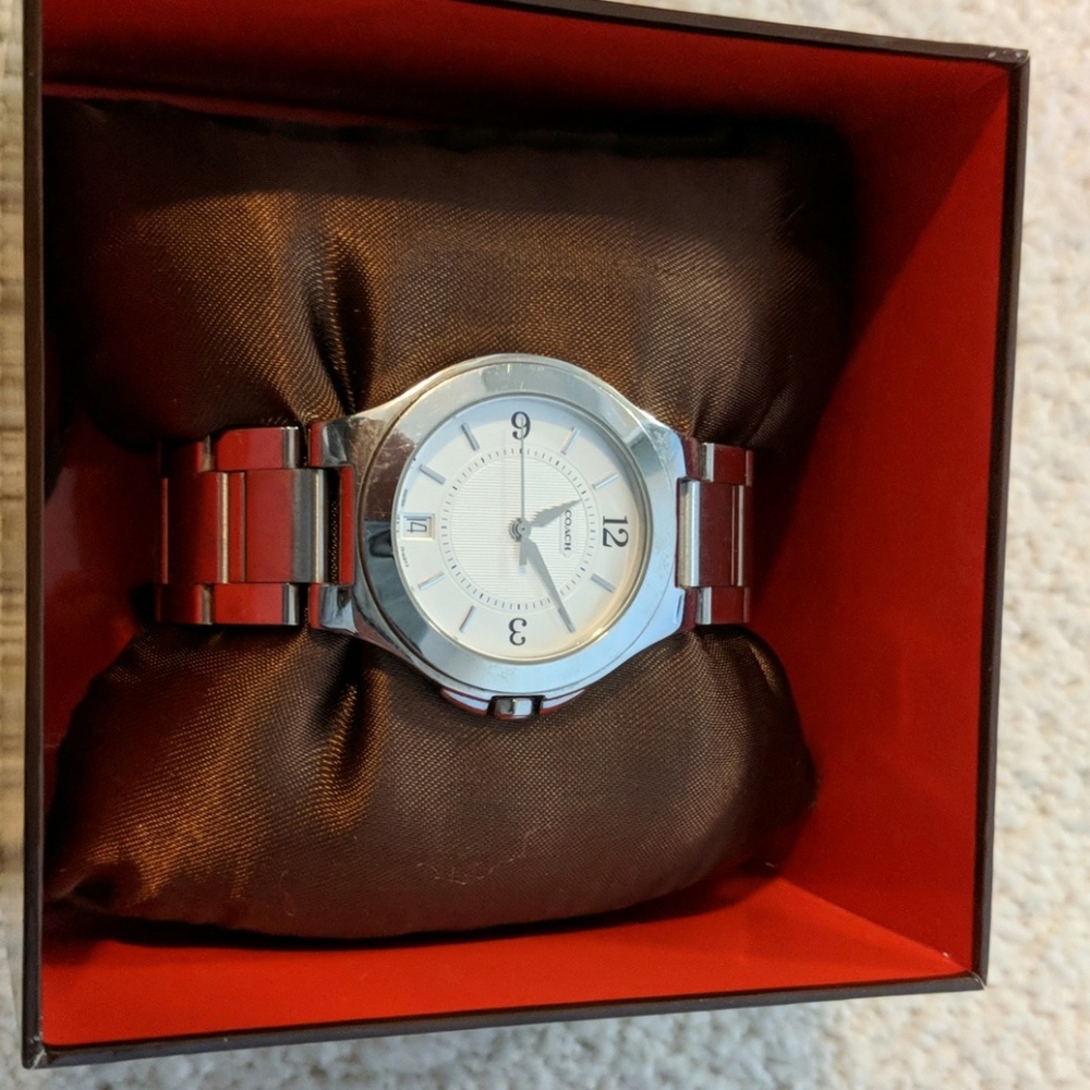 Coach watch - Picture 2 of 2